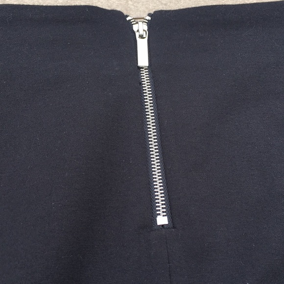 Michael Kors black pencil skirt! Size 10 - Picture 2 of 5